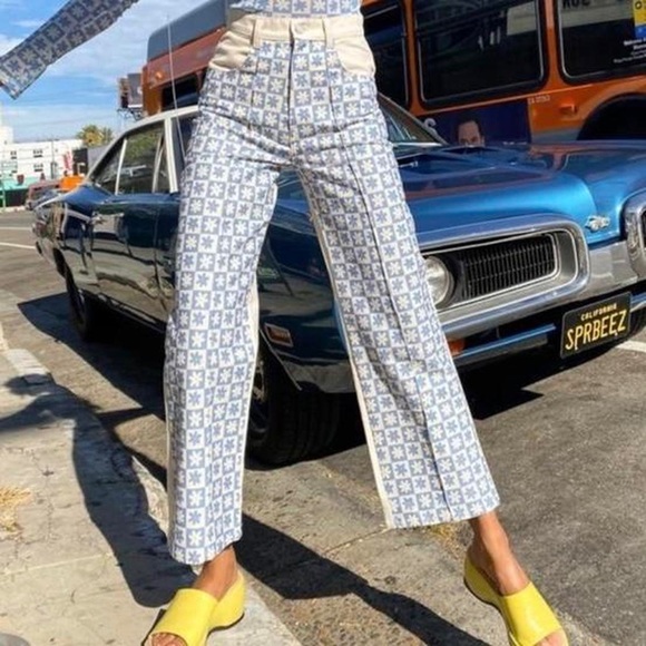 Lisa Says Gah Pants - Lisa Says Gah Robyn pants, blue and white floral